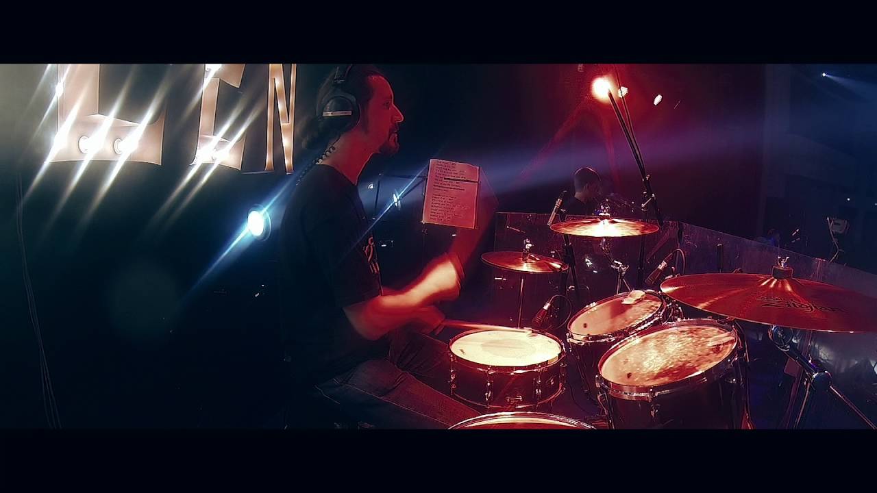 The Show Must Go On_Queen Forever (Live) HD