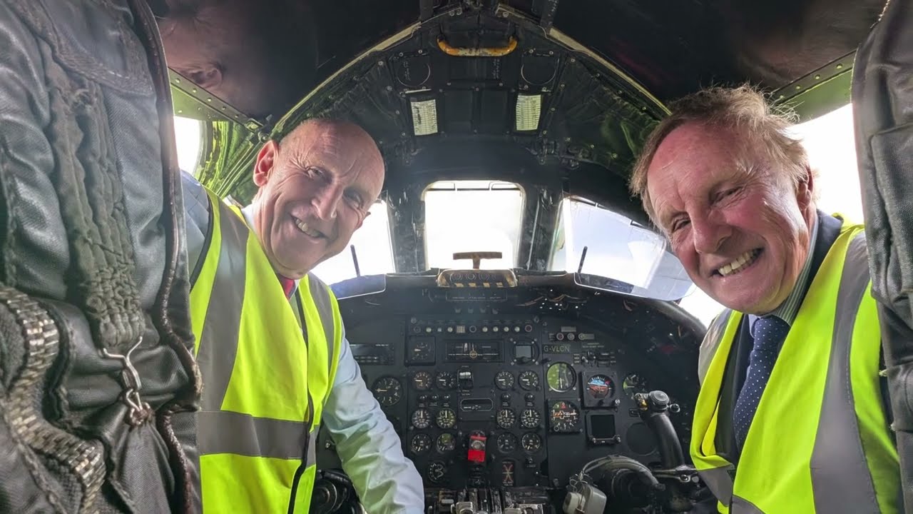 John Healey MP visits iconic Vulcan in Doncaster