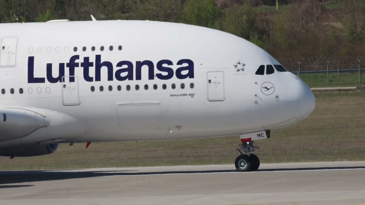 Lufthansa A380 D-AIMC taxi, lineup and takeoff from Munich