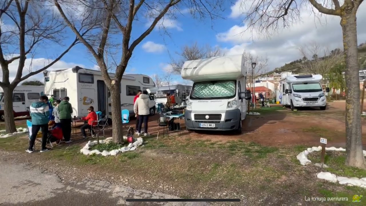 Area autocaravanas de Doña Mencia.