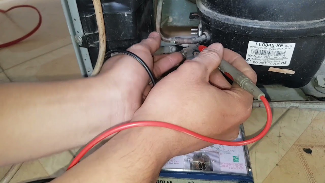sửa tủ lạnh Toshiba lỗi tủ không mát lốc không chạy. repair Toshiba refrigerator error