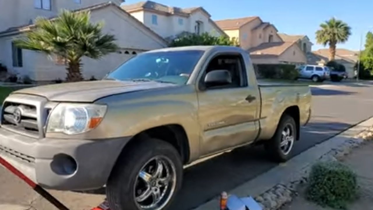 TOYOTA TACOMA 2006 2.7 COMO CAMBIAR Frenos pastillas y Discos de enfrente