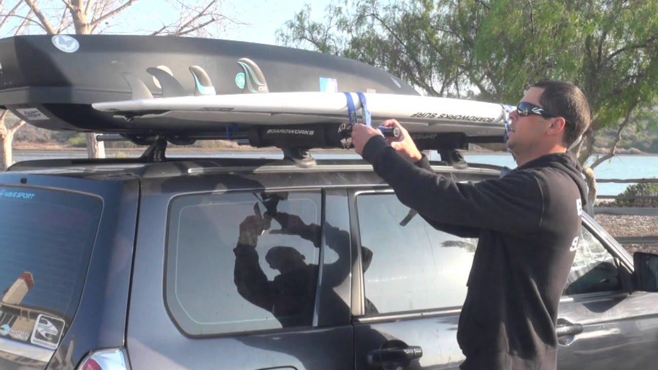 How to transport your surf or SUP board
