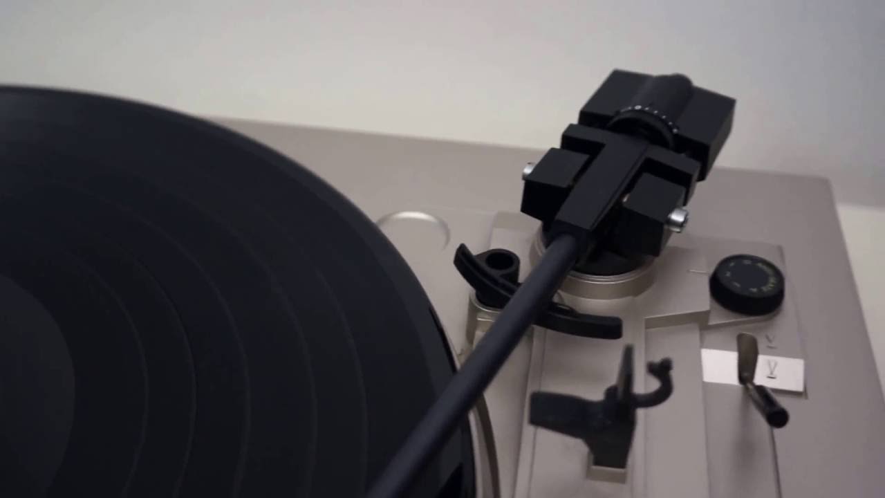 MITSUBISHI Turntable DP-15