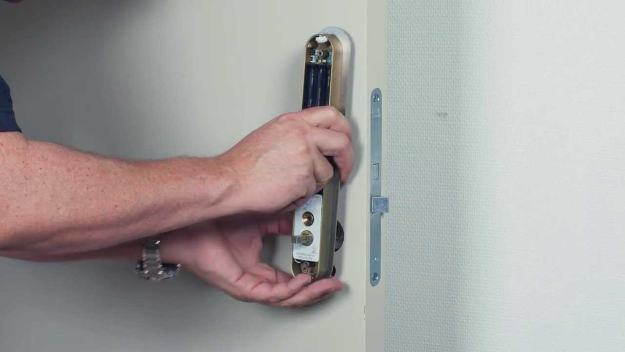 Installasjon av ASSA ABLOY Opening Solutions Norways SMARTair-lås