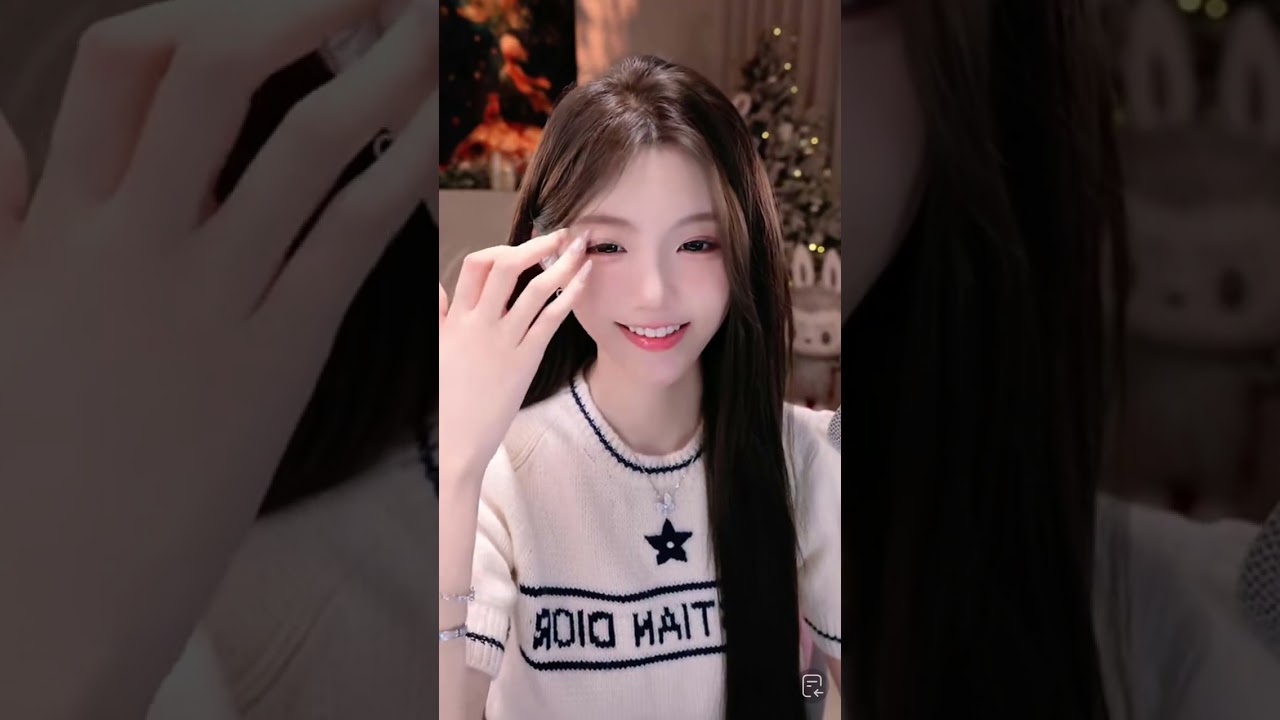 Hi～你的氣質美女主播來囉！，喜歡我，請訂閱分享按讚喔😊#熱門 #推薦  , please give it a thumbs up, share, and subscribe!