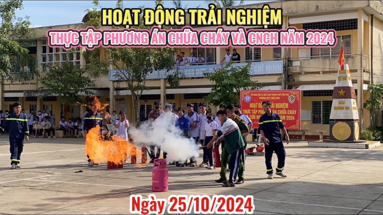 Hoạt động trải nghiệm || Thực tập chữa cháy và CNCH