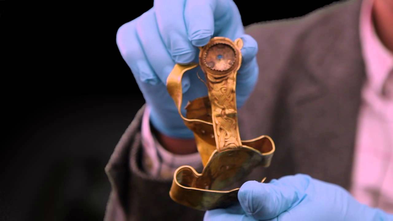 Untying the Anglo Saxon knot: Staffordshire Hoard conservation