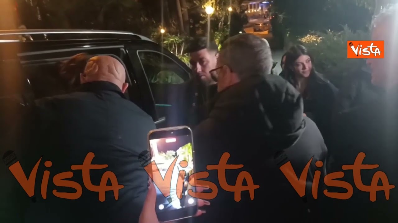 Sal Da Vinci con &lsquo;Per sempre s&igrave;&rsquo; vince Sanremo 2026, l&rsquo;arrivo a Radio Italia acclamato dai fan