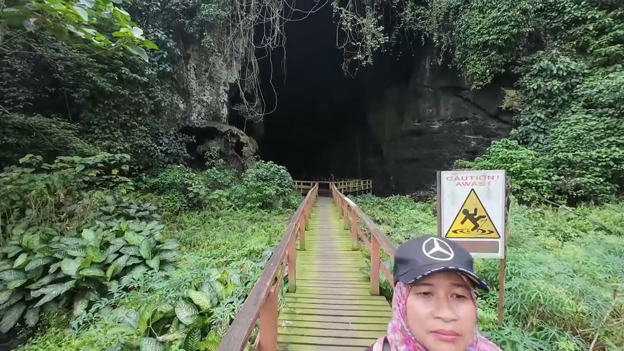 Gua Gomantong Kinabatangan Sabah