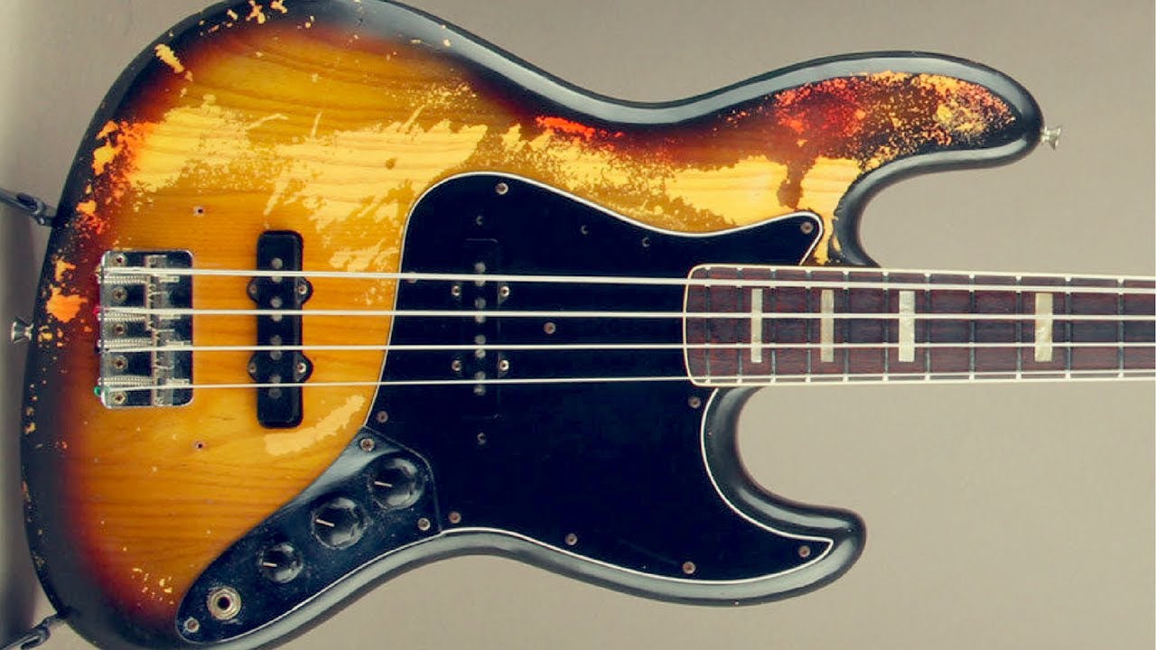 Vibey Groove Bass Backing Track - D Minor Blues