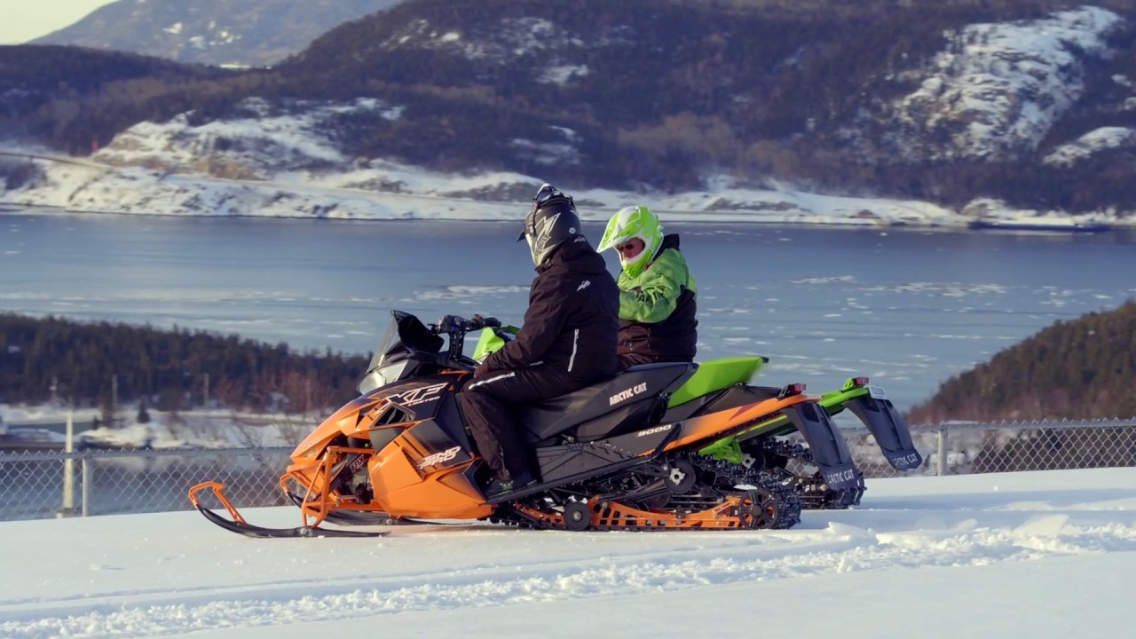 La Côte-Nord en motoneige : une aventure entre Tadoussac et la Route blanche