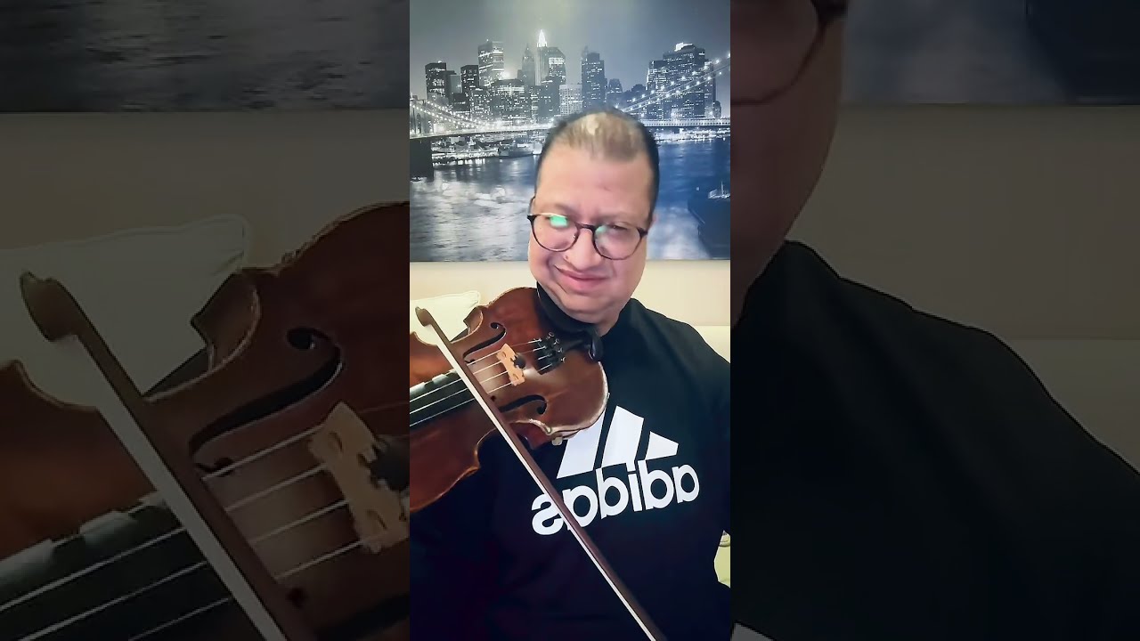 محمود سرور تفنن