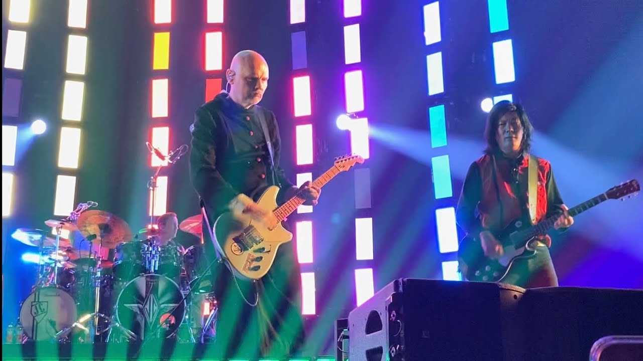 THE SMASHING PUMPKINS - CHERUB ROCK LIVE AT ARANETA COLISEUM, MANILA PHILIPPINES