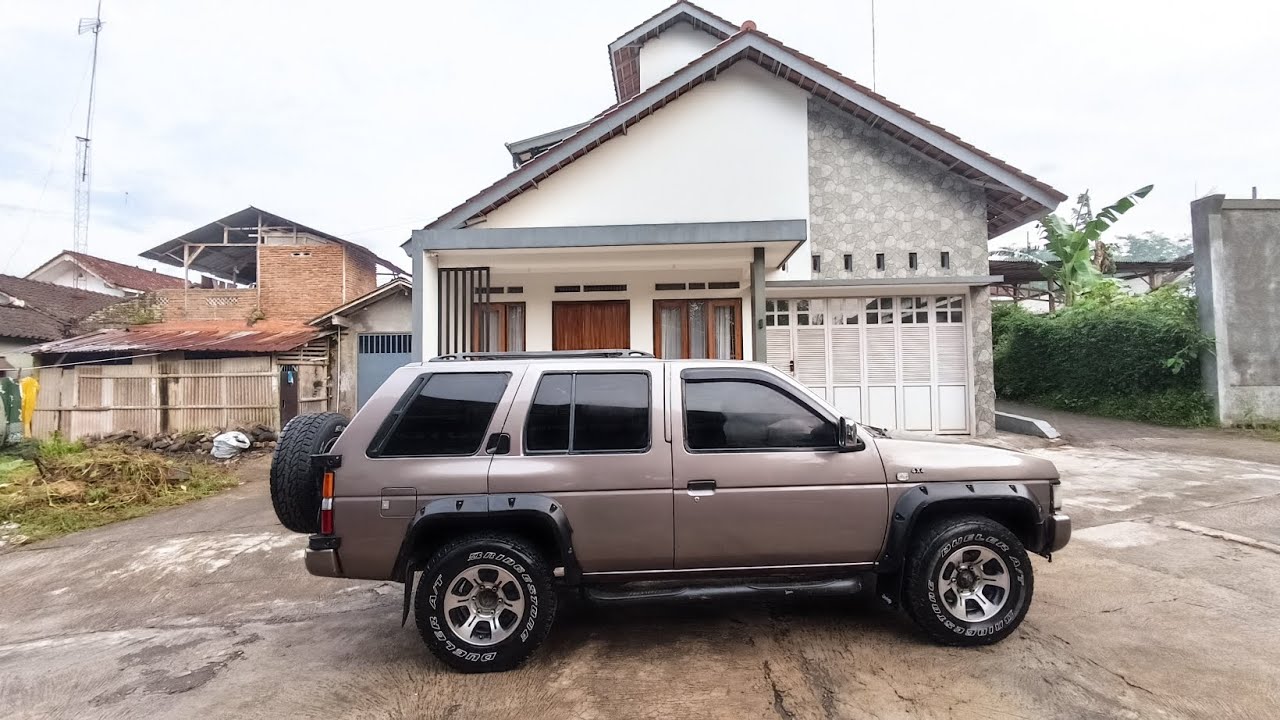 Dijual Mobil Bekas Nissan Terrano Gagah Murah Meriah