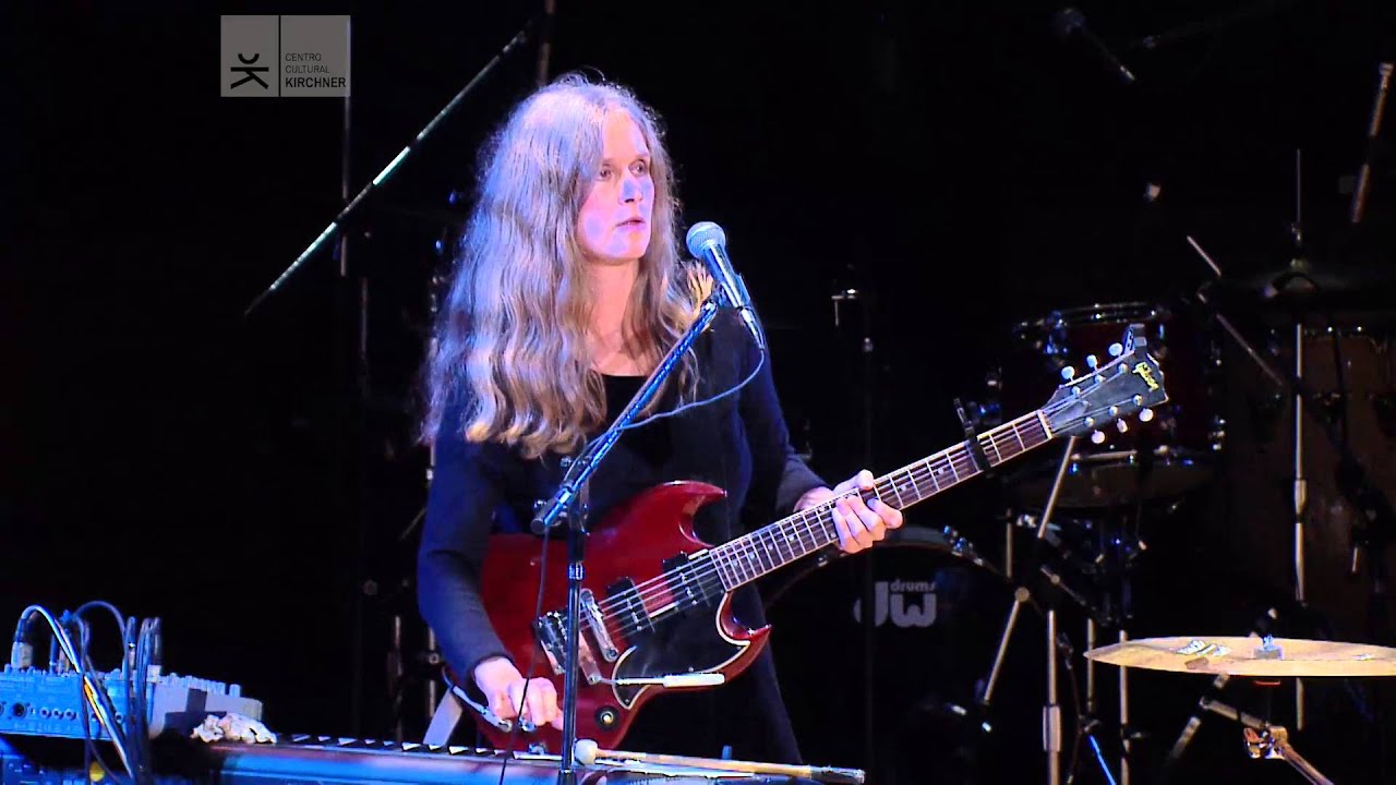 Juana Molina: concierto en La Ballena Azul
