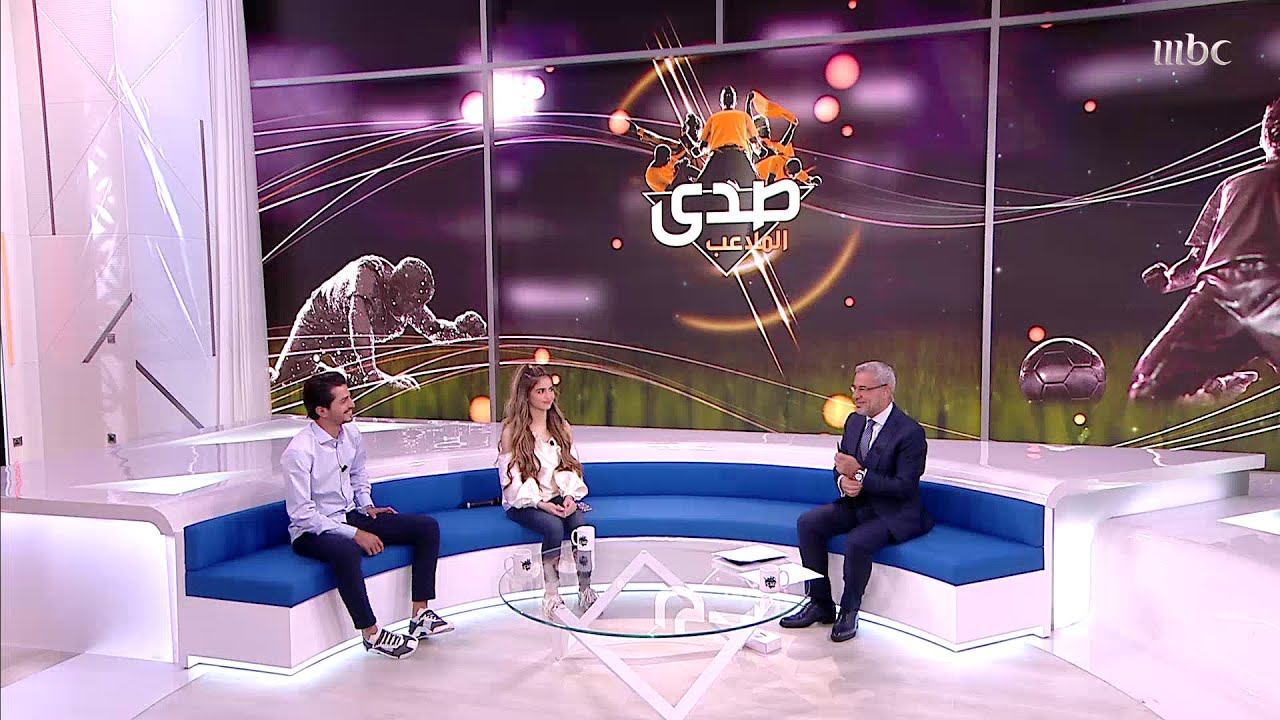 تقرير عن رحلة الفنانة البحرينية حلا الترك في صدى الملاعب