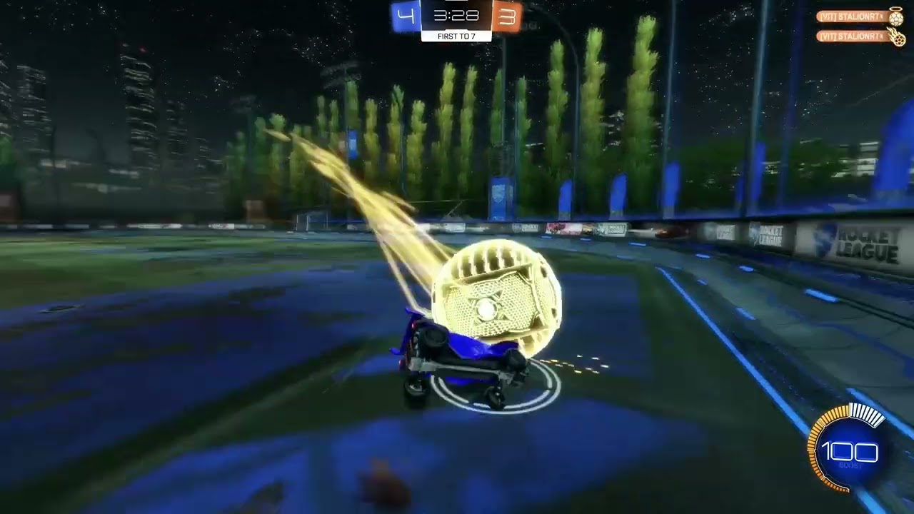 Play 1v1 heatseeker against my friend