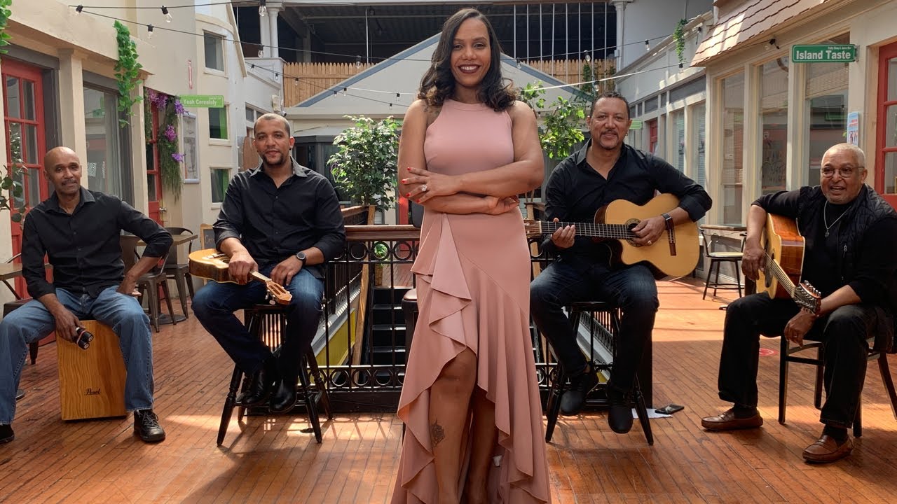 Assol Garcia - Rapsódia De Mornas II (Mornas & Memórias)