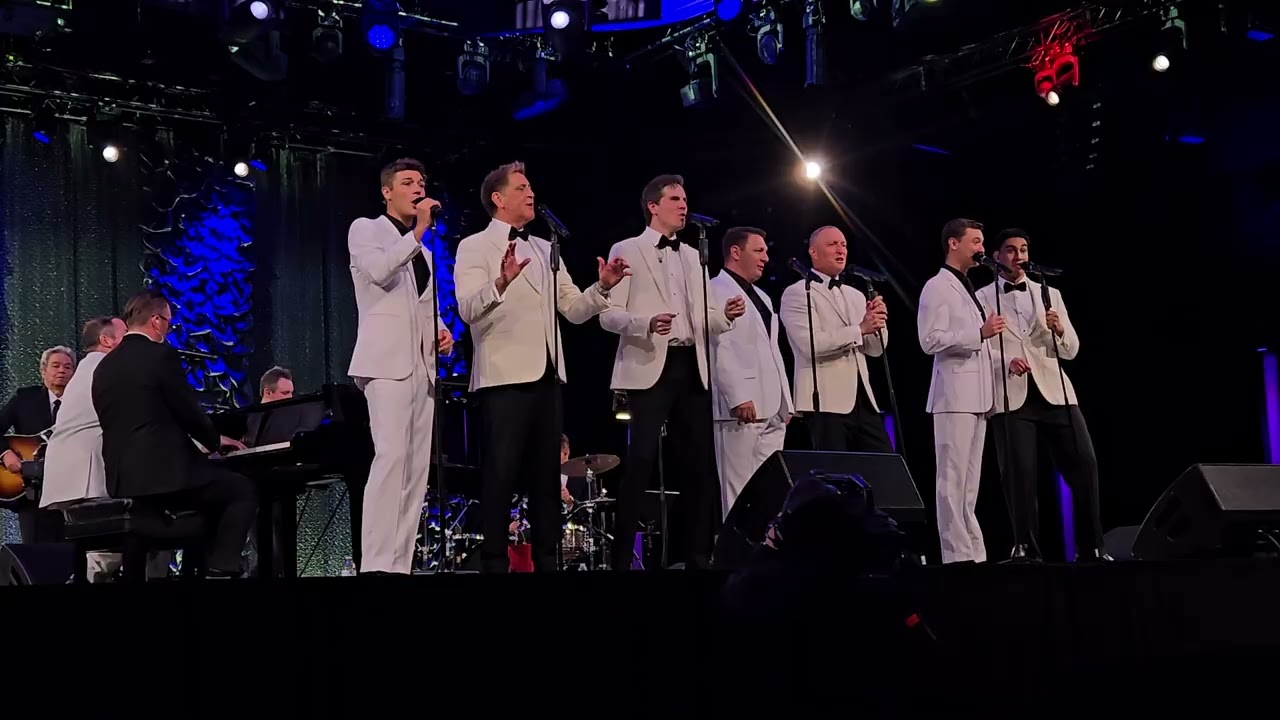 Ernie Haase and Signature Sound with The Inspirations  This Ole House