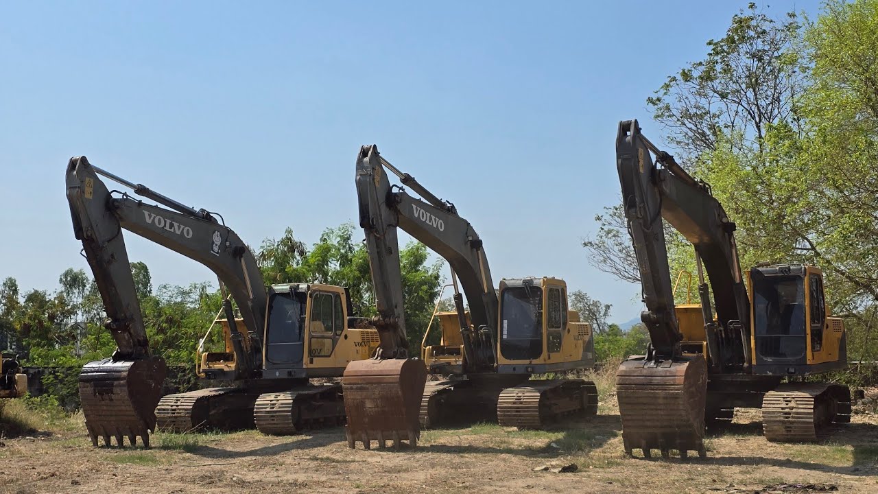 คันล่ะ 420,000มาต่อเอา VOLVO EC210B  ขายตามสภาพ สนใจ 0625870434 เก่ง