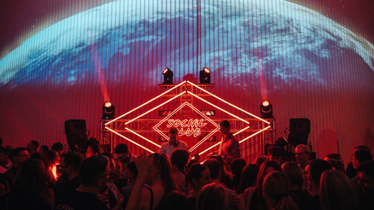 Socialclubbing at the Opera of Hannover|| TiKo & Björnforthis
