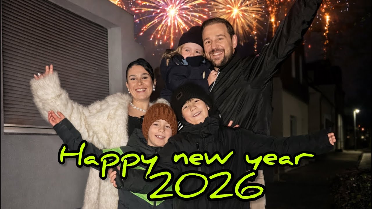 Hoş gel 2026 🎉 Happy new year 🥳 Frohes neues Jahr 🎆