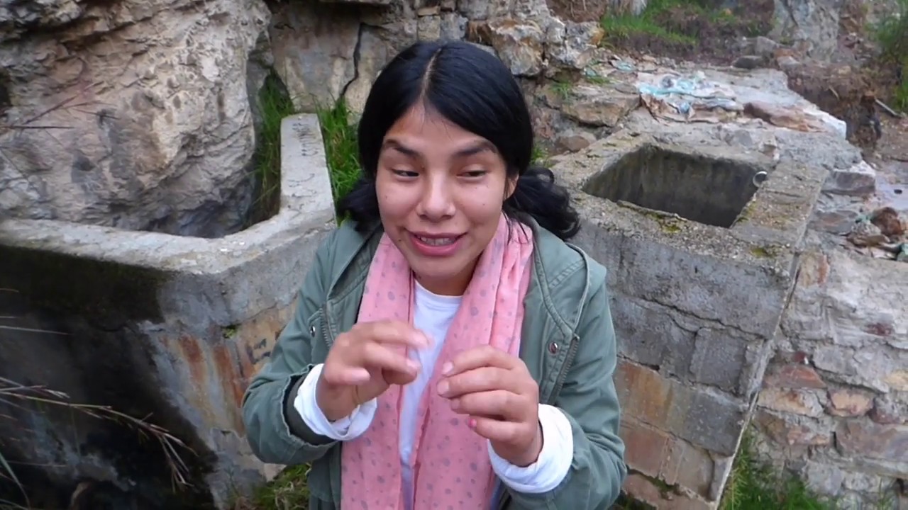 AGUAS TERMALES DE LARCAY!!! ignoren las ojeras y mis cachitos porfavor...