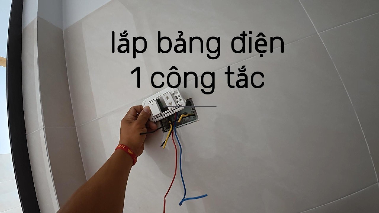 lắp bảng điện 1 công tắc 1 ổ cắm