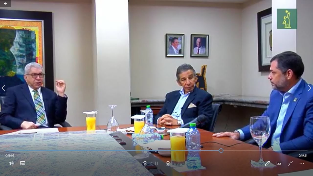 Ejecutivos de Santo Domingo Motors participan en Diálogo Libre del periódico Diario Libre