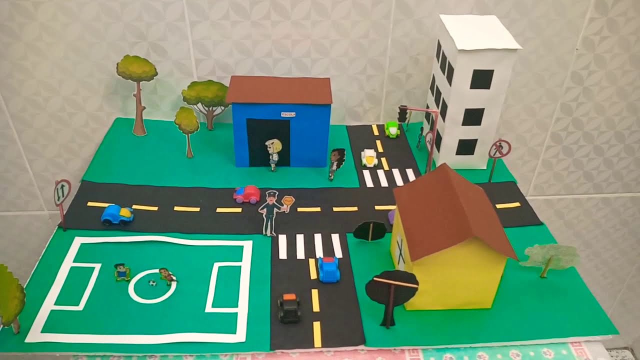 MAQUETE SOBRE O TRÂNSITO