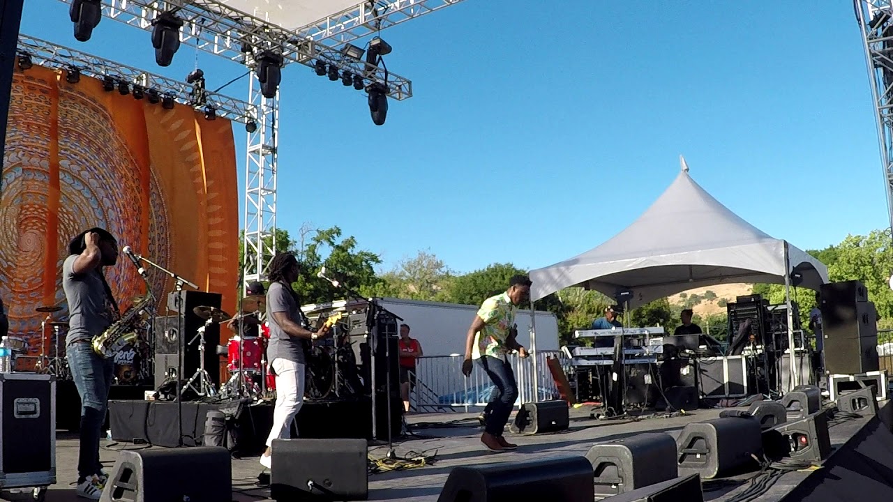 Romain Virgo and the Unit Band whole show Sierra Nevada World Music Festival June 23, 2018
