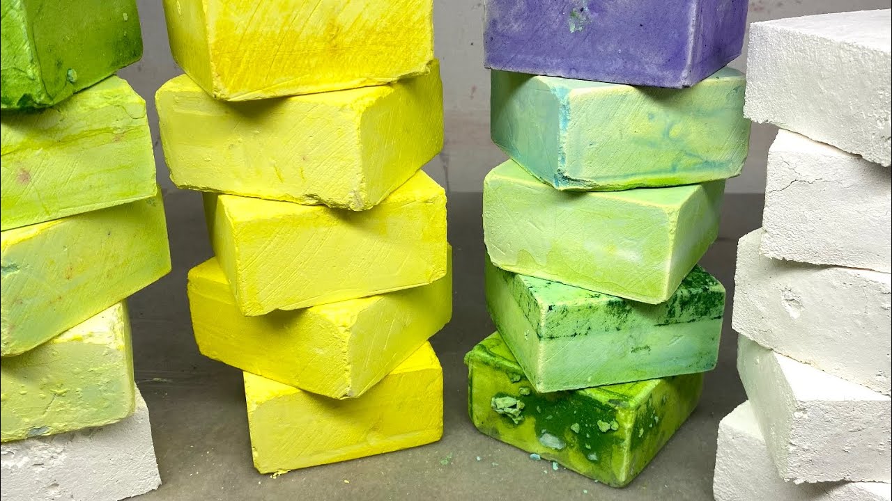 Fresh dyed gym chalk ASMR satisfying crush#asmr #satisfying #trending #viral #chalk