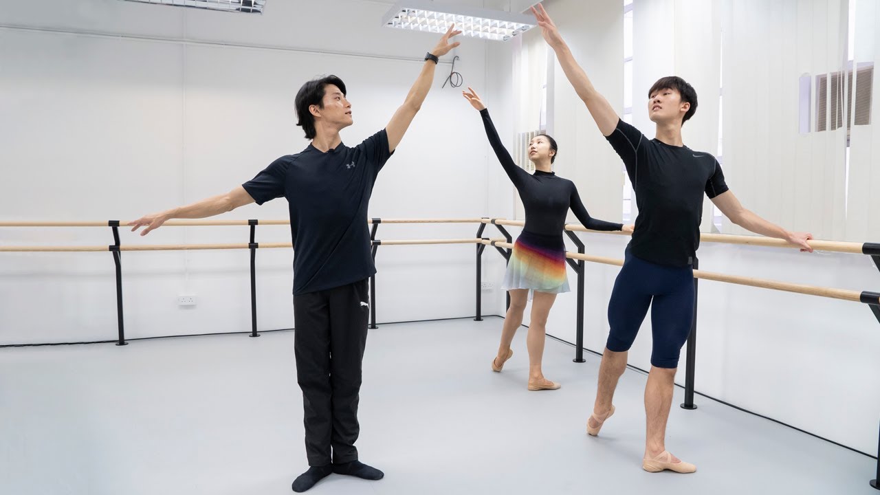 Barre Class with Principal Dancer Shen Jie