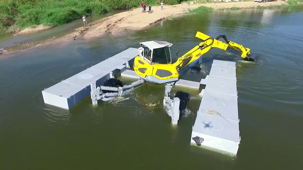 M5XAS Amphibious Spider Excavator