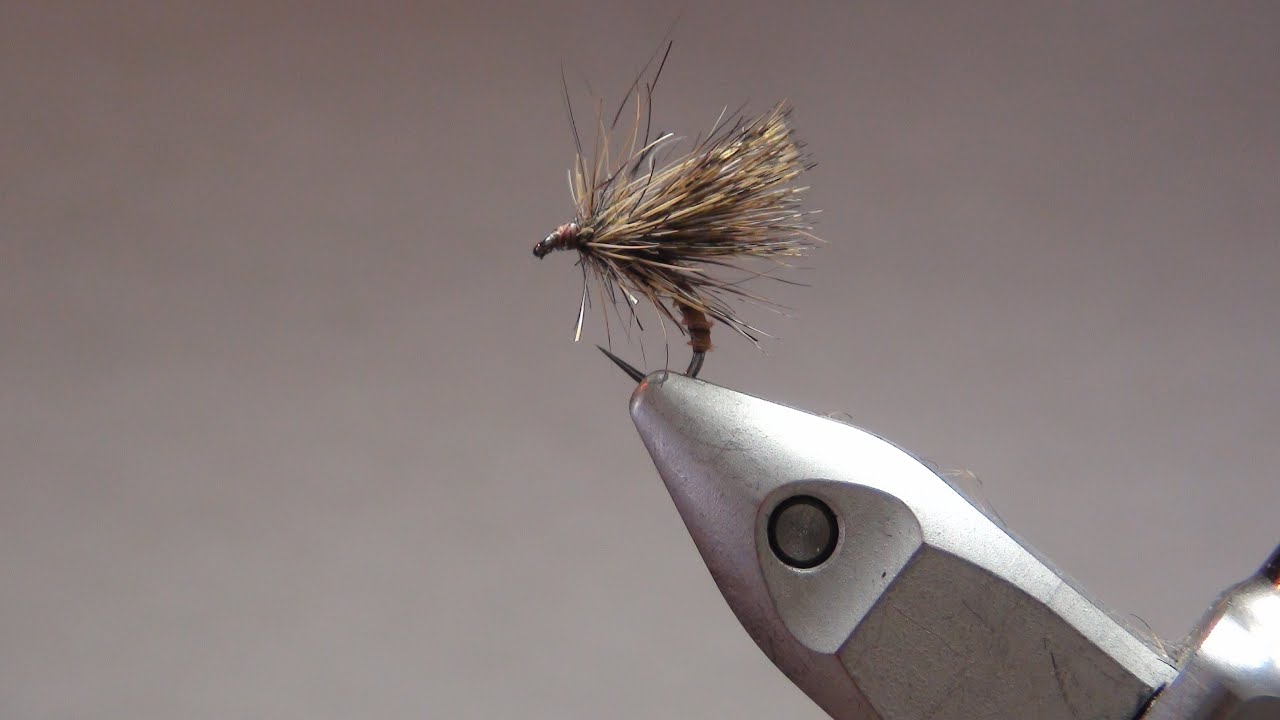 Montage d'une mouche sèche : le Sedge
