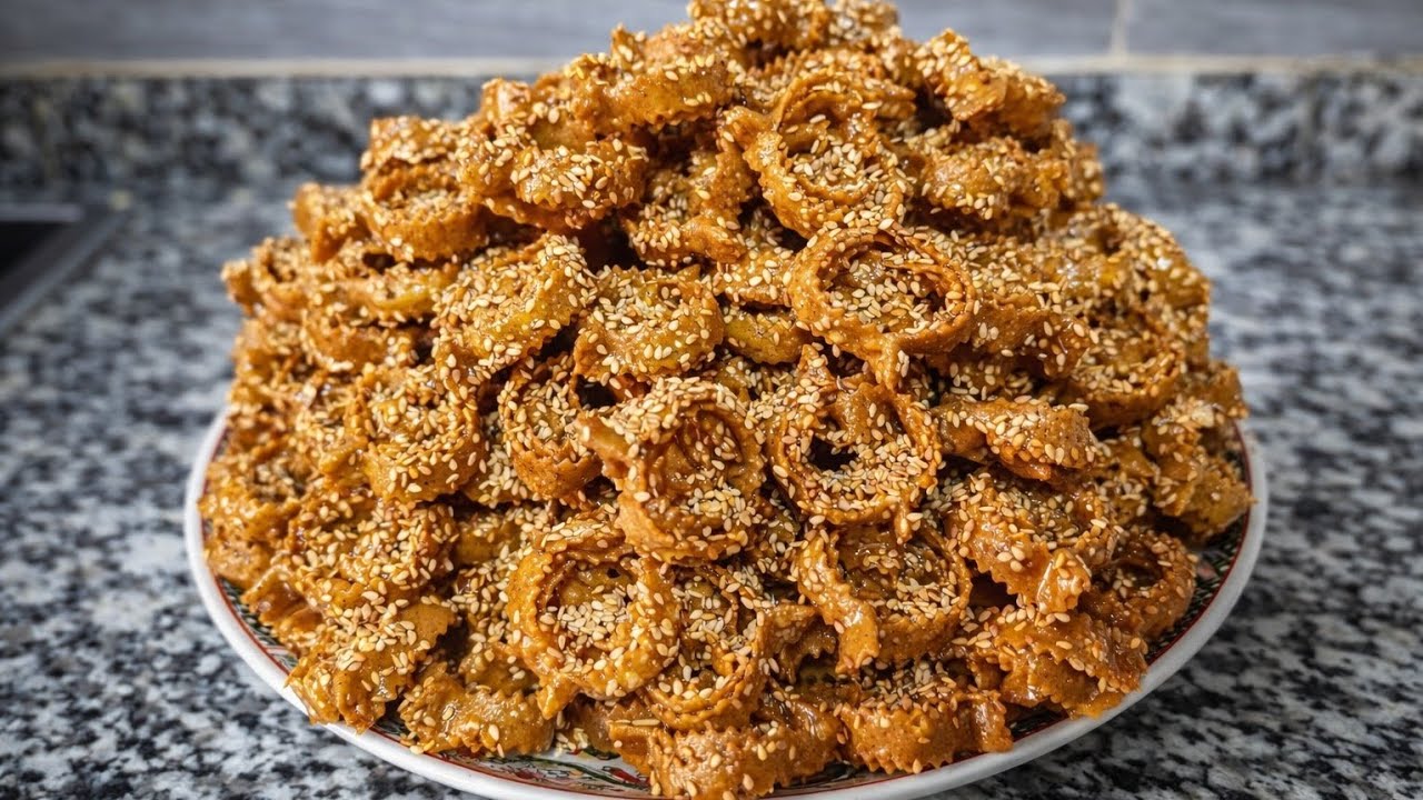 شباكية مغربية على حقها وطريقها👌👌😋🇲🇦🇲🇦