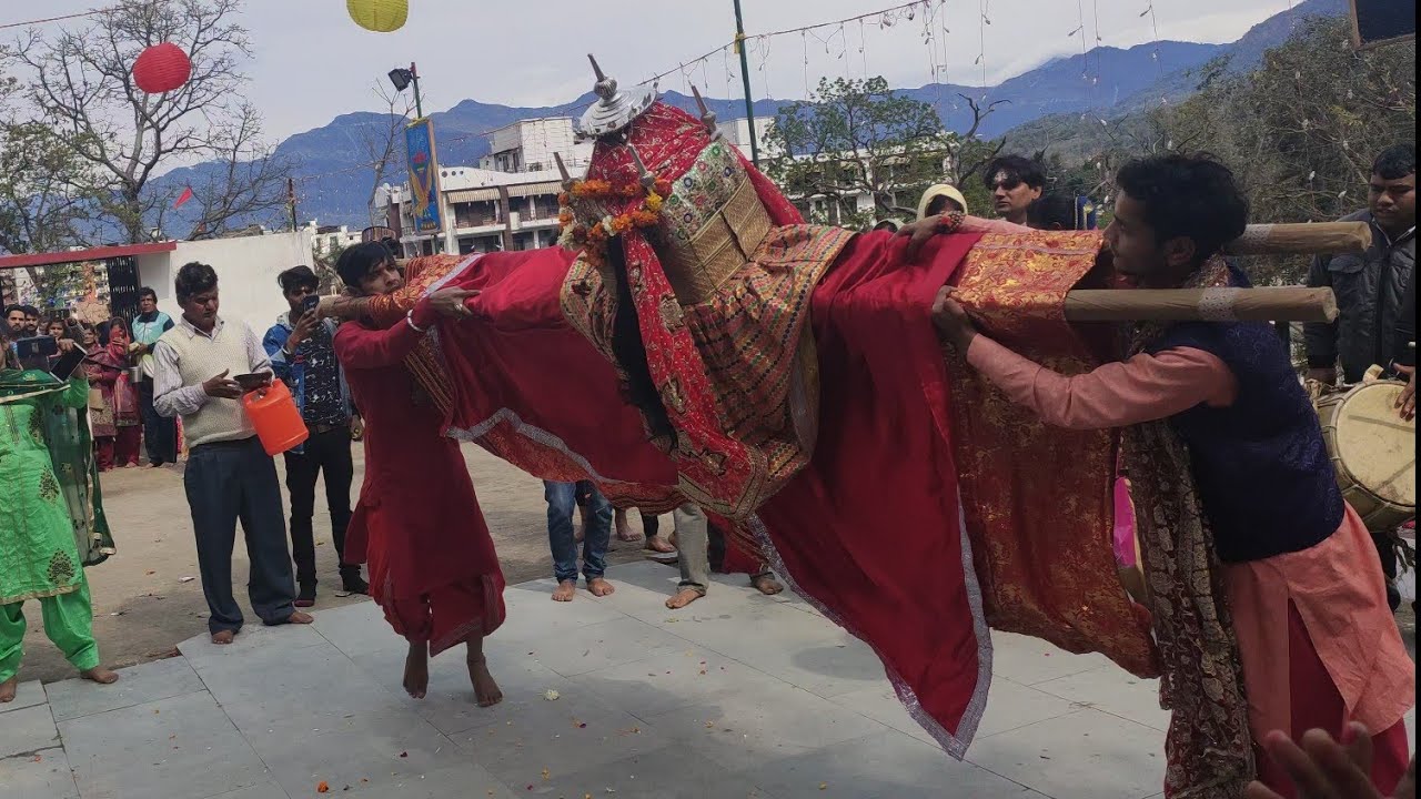 maa surkanda devi doli dance in shivratri 2020 virbhadra temple rishikesh || Bhole baba shiv ji ||