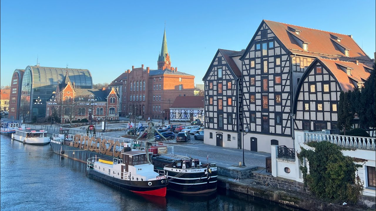Live from Bydgoszcz, Poland 🇵🇱#youtubelive #travelalone #poland #europe #beautifuldestinations 