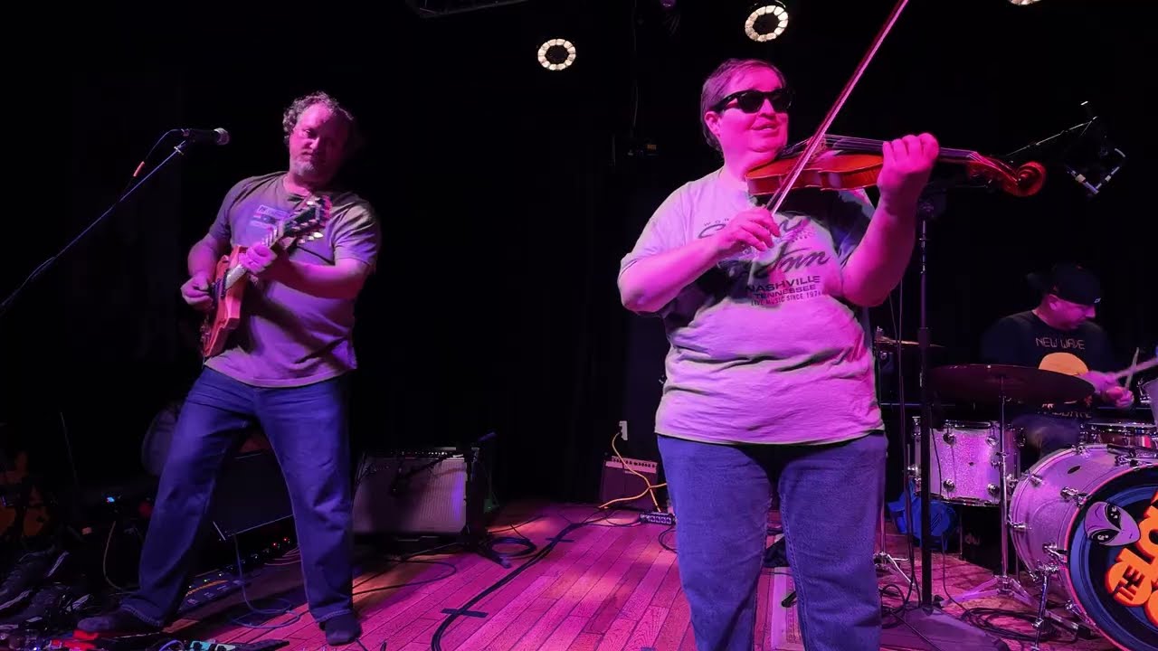 The Low Glow with special guest Michael Cleveland - Wolfman's Brother - 3/27/26 - Zannzabar