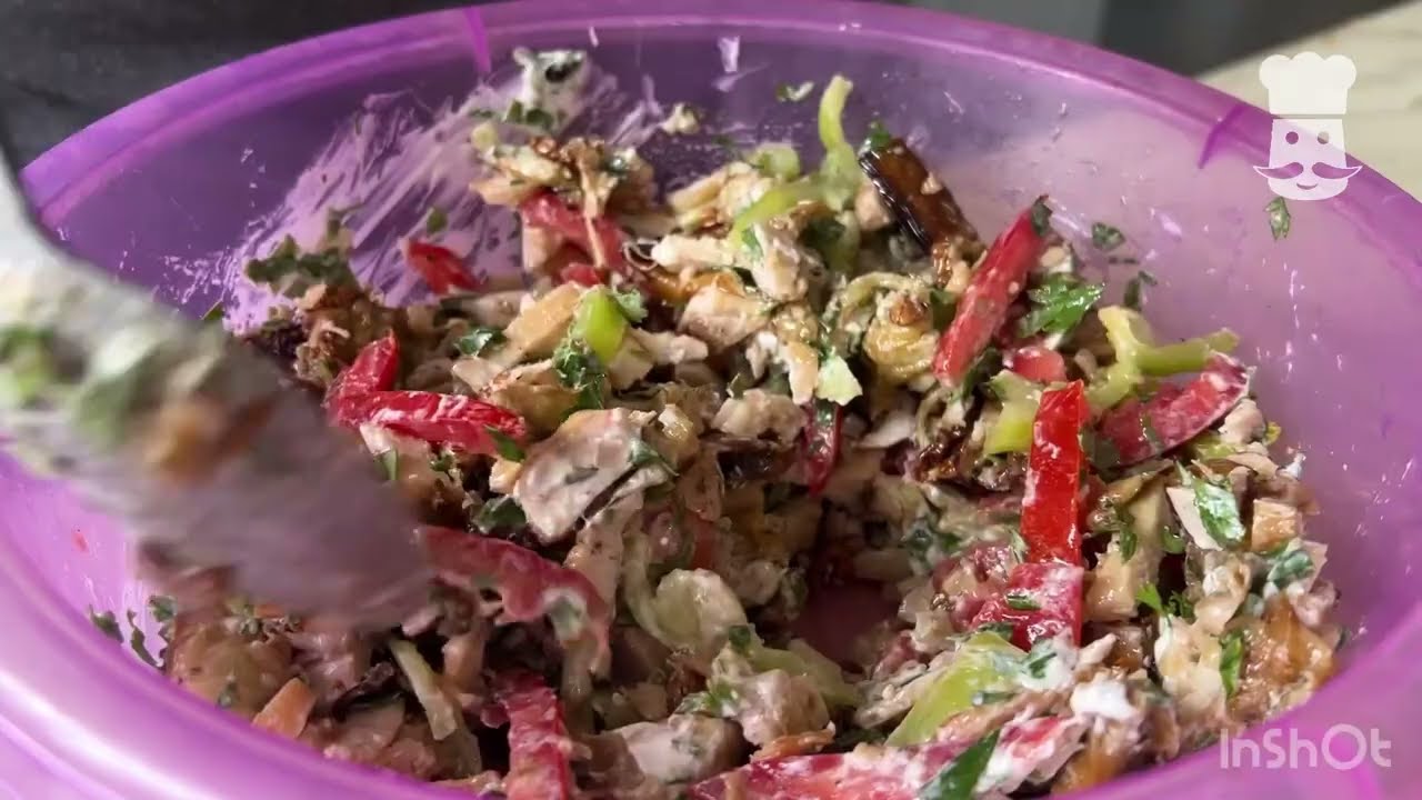 Салат из баклажанов и овощей с курицей #миллиметбекс #летнийрецепт