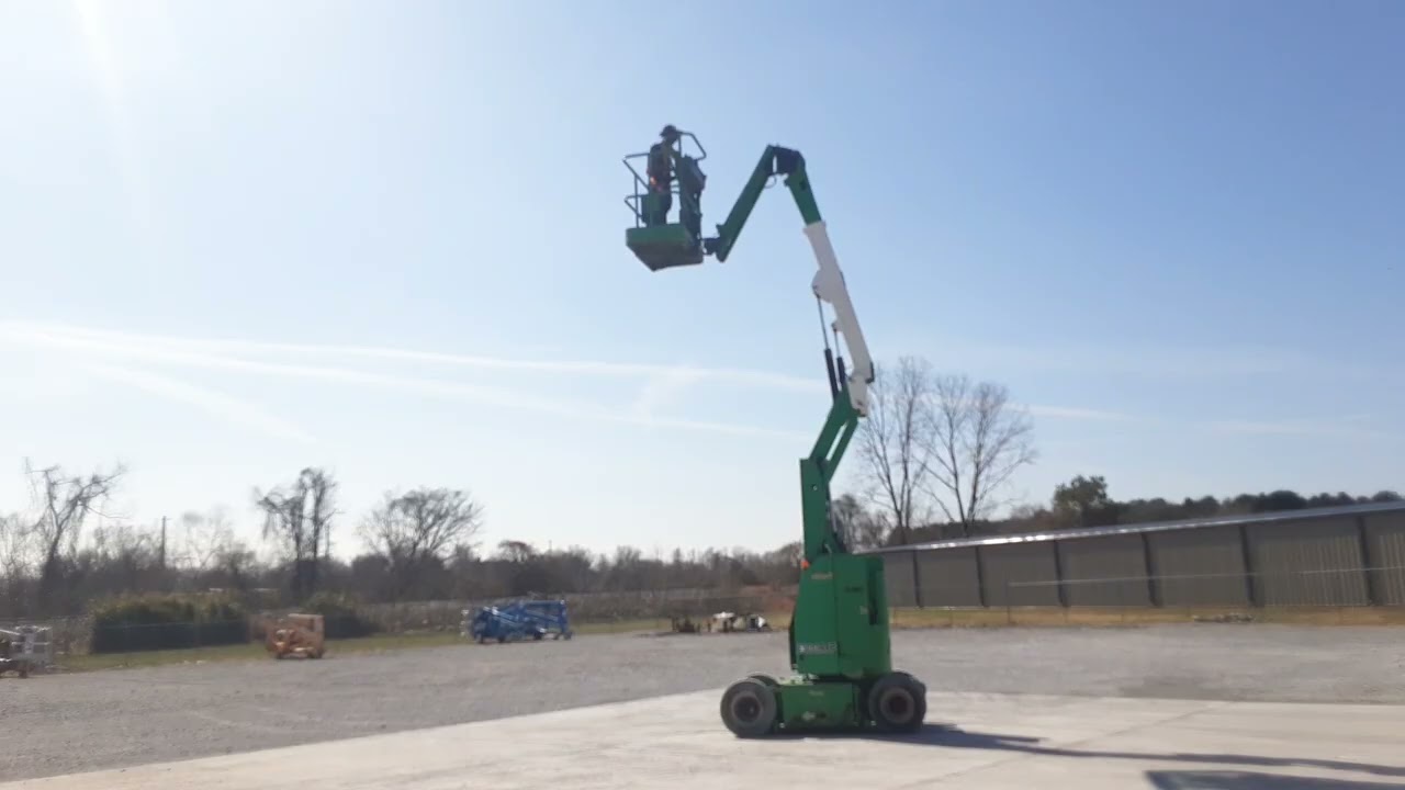 2017 JLG E300AJP For Sale