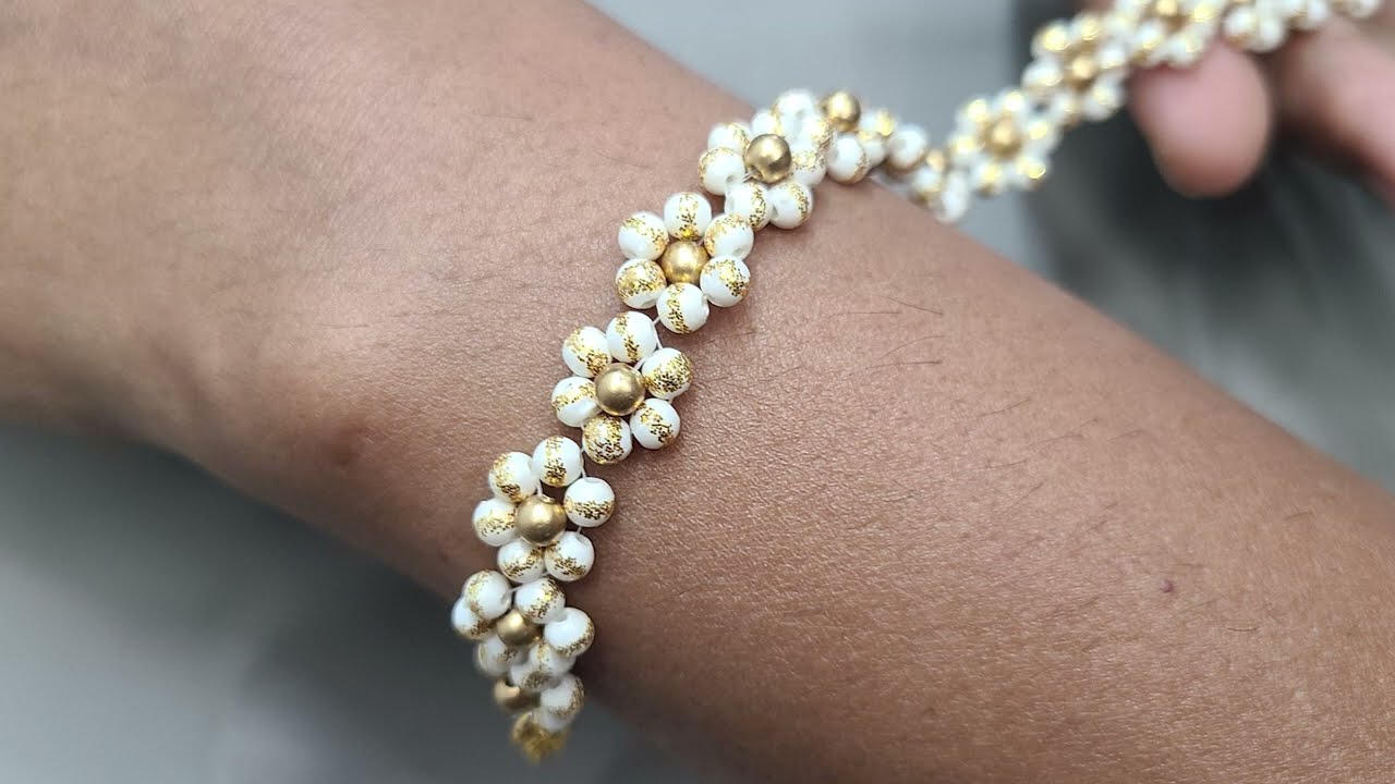 Beautiful Flower Beaded Bracelet Making | Easy DIY Bracelet Tutorial | Dj’s Creations