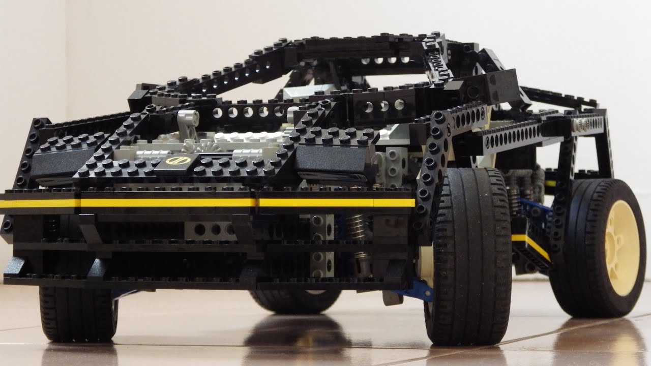 Lego Technic 8880 Daytona VX4 Super Car (1994)