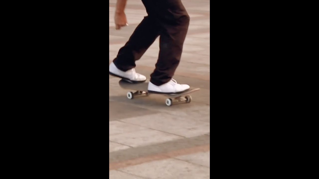FLIP IN FLIP OUT TYPE