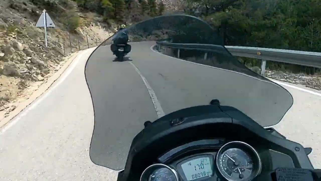 014 Ruta en Moto: Puerto del Cubillo (Piaggio MP3 500 cc.)