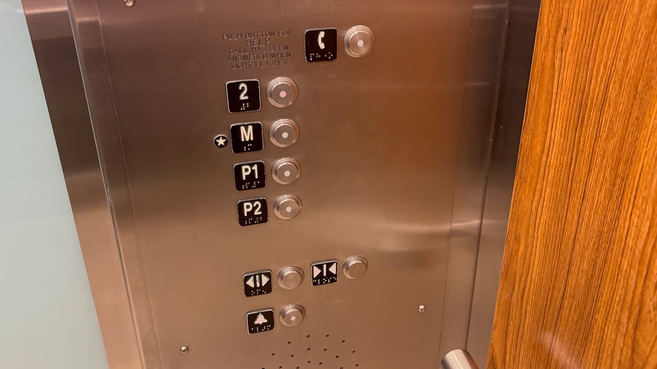 Elevator at the chinook mall