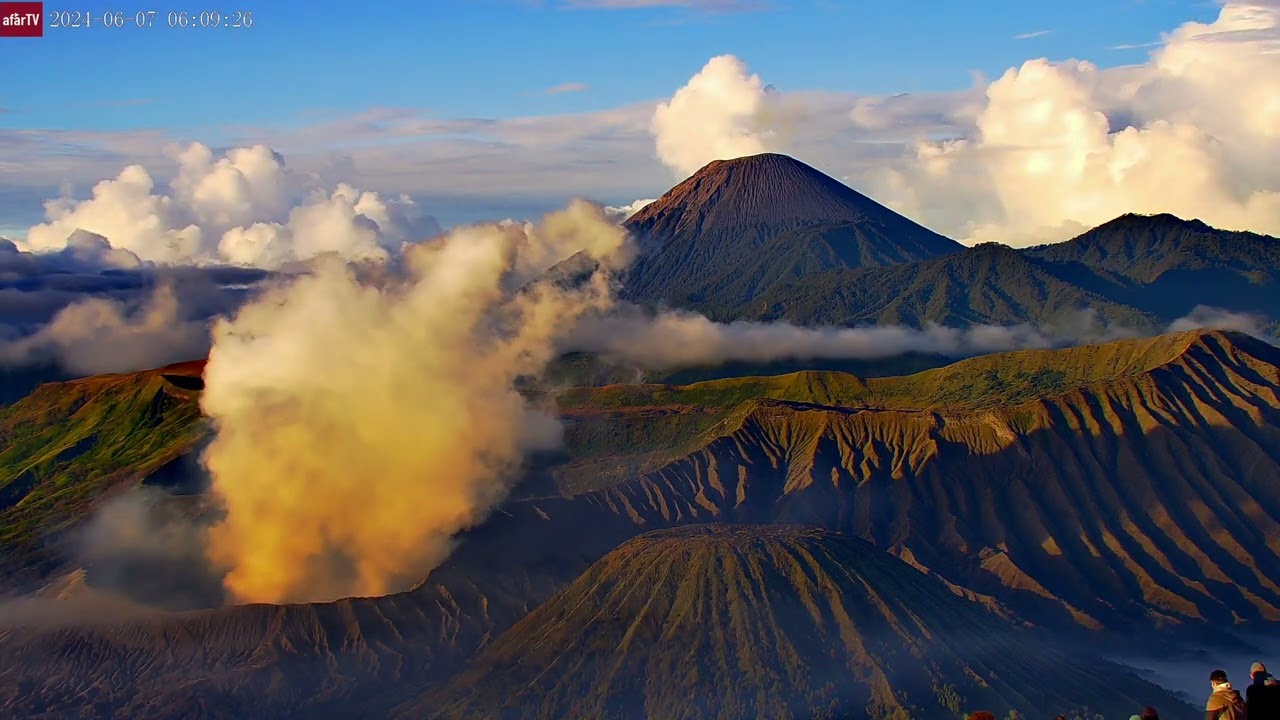 Jun 7, 2024: Timelapse of Sunrise at Bromo Tengger Semeru National Park in Java, Indonesia