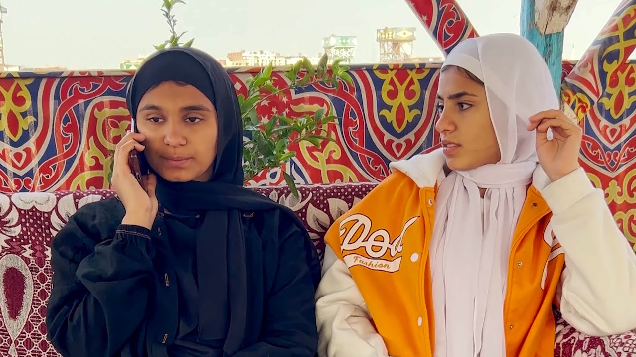 بنت تبتكر حيله تضغط بها علي صديقتها عشان تغششها في الامتحان 😱😱 !!