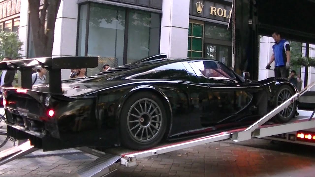 SuperCar MASERATI MC12 CORSA  BLACK in Tokyo